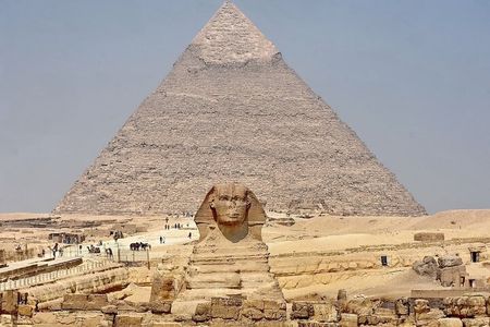 Private Half-Day Tour to Giza Pyramids from Cairo 