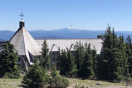 Mt Hood Loop Tour including Multnomah Falls