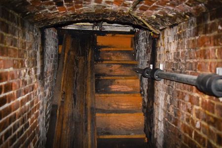 Haunted Underground Shanghai Tunnel Tour with Brewery Tastings