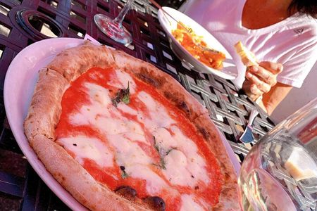 Hidden Gems Foodie Bicycling Tour of Downtown St Petersburg