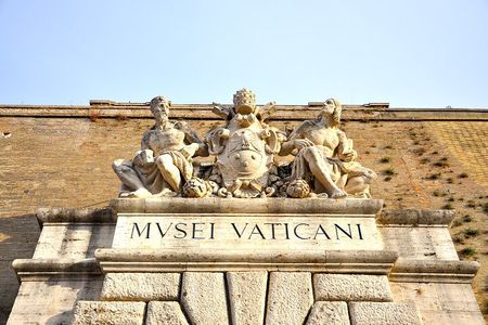 PRIVATE Vatican, Sistine Chapel & St. Peter's Basilica (shortcut)