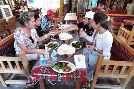 Full-Day Budget Tour With Traditional Lunch