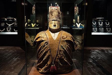 Larco Museum Tour & Gastronomic Experience with rountrip transfer