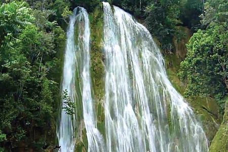 María and Miguel stop - El Limón waterfall with lunch included from las Galeras