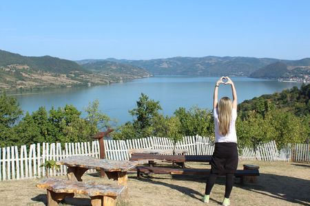 Private Day Tour to Iron Gate Gorge and Golubac Fortress