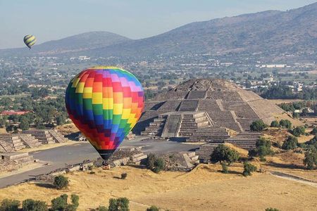 Hot Air Balloon Ride over Teotihuacan