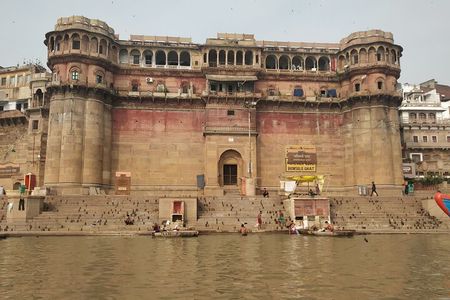 Private Cultural Walking Tour of Varanasi with Guide