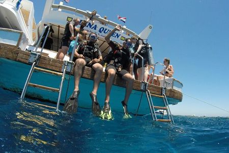 Full-Day Scuba Diving Tour in Hurghada with Lunch & Pick-Up