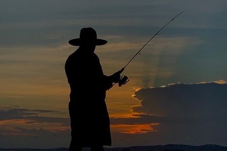 Sharing with an authentic fishermen's community - private tour.