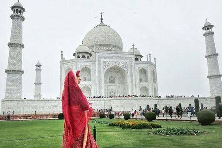 Full Day Taj Mahal, Agra Fort & Baby Taj Tour from Delhi by Car