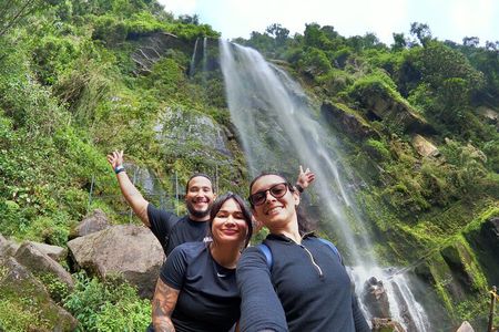 Discover the highest waterfall in Colombia "La Chorrera"