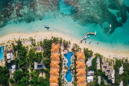 Day pass Infinity Bay Resort 