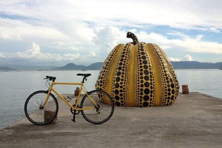 Naoshima 1 Day Tour from Osaka