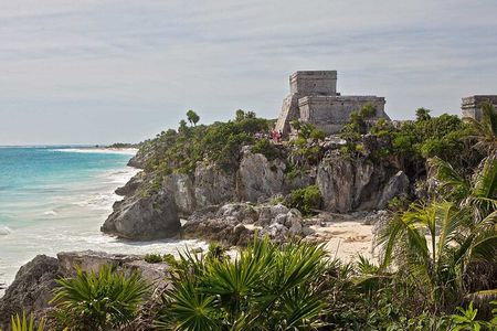 "Unforgettable Tulum Adventure: Ruins and Cenotes from cancun