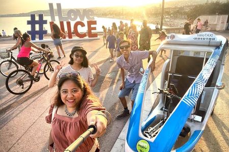Nice: private guided Tour by electric taxi bike