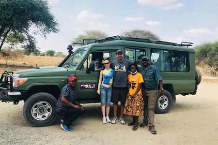 5 Days Tanzania Private Group Safari