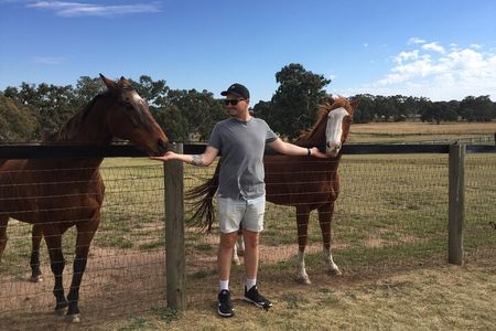 Champion Racehorse Tour with Beer and Wine Tasting