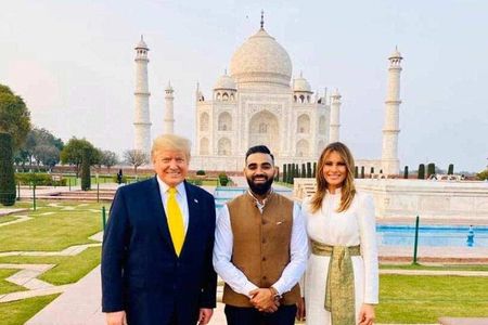 Private Agra Tour From Delhi By Luxury Car - Travel In Business
