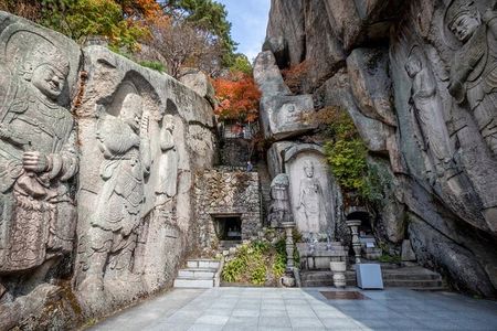 Temple Tour : Byeongpungam Seokbulsa Temple [Hiking+Cable car]