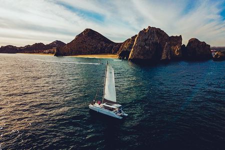 Luxury Whale Watch Cruise to The Arch Los Cabos