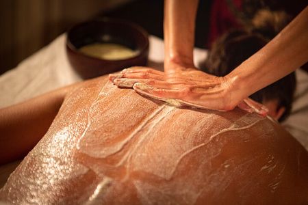Exfoliating and Moisturizing Body Treatment of 60 min in THAI MASSAGE ALURA