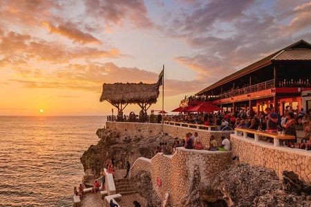 Negril Seven Mile beach and Rick’s Cafe from Montego Bay