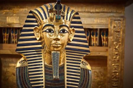 Full Day Tour Sphinx, Pyramids, Egyptian Museum and Bazar