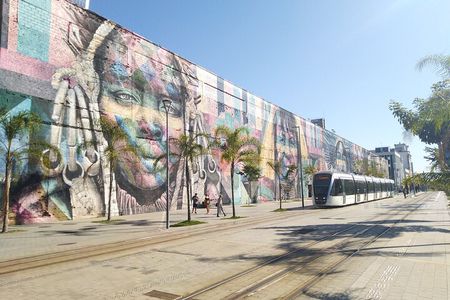 African Heritage and Docks Walking Tour