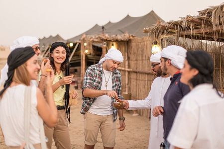Dubai: Al Marmoom Oasis with Private Bedouin Tent & Dinner