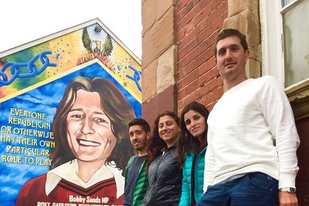 N0 1 Belfast black cab Irish and British mural 2hr private tour 