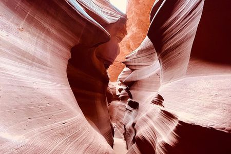 Lower Antelope Canyon and Horseshoe Bend Day Tour with Lunch