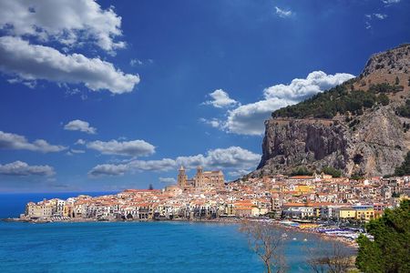 Palermo: Medieval castles of Caccamo & Cefalù. Small Group Tour
