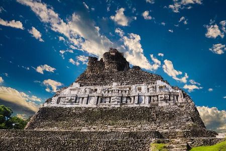 Xunantunich Maya Temple and Jungle River Cave Tubing Combo Tour