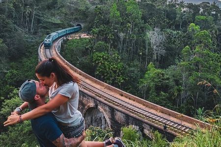 Private Ravana Falls and Nine Arches Bridge Ella Tour from Galle