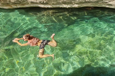 Oman Highlights: Wahiba Sands Desert & Wadi Bani Khalid Tour