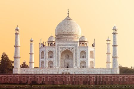 Private Agra Taj Mahal Tour from Delhi by Car