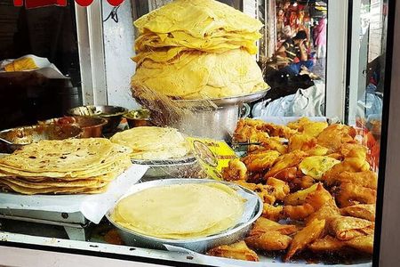 Street Food Private Tour in Port Louis