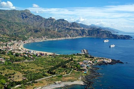 Giardini , Taormina & Castelmola