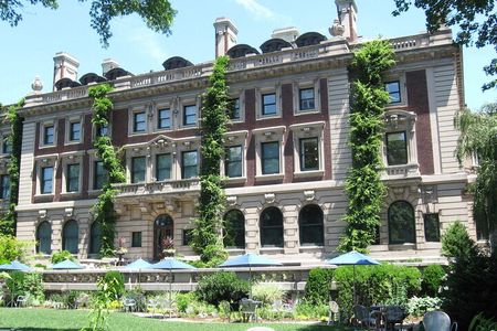 Private Tour NYC in the Gilded Age: A History of High Society