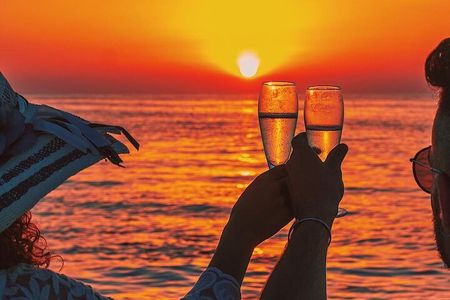 Private Sunset Boat Tour with Prosecco from Sorrento