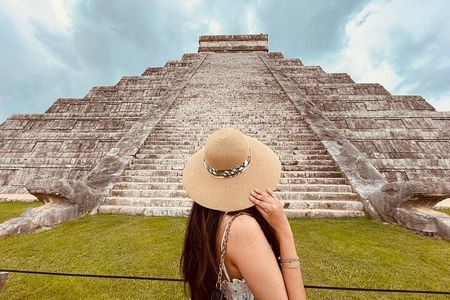 VIP Chichen Itza Private Tour - Luxury Car 