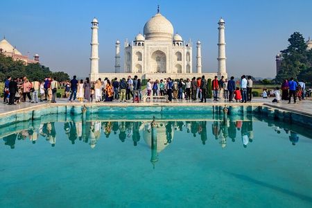 Taj Mahal & Agra Tour by Gatimaan Express Train from Delhi