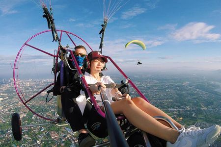 Paramotor Experience in Pattaya Include Pickup Transfer