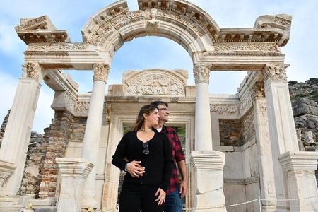 Private Van for Ephesus Tour from Kusadasi Port