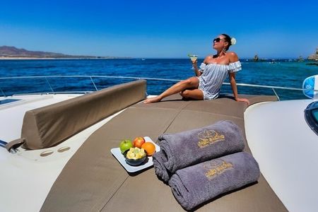 Cabo Snorkeling and Sailboat Tour with Lunch and Open Bar