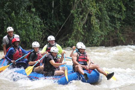 Rafting Costa Rica: Small Group Class III Rafting on Balsa River