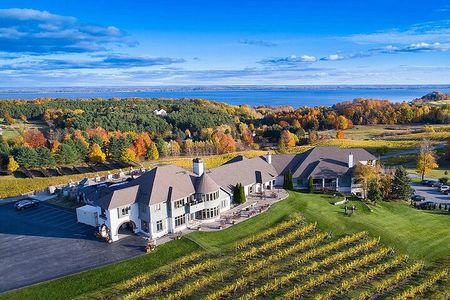 Traverse City Sunset Wine Tour