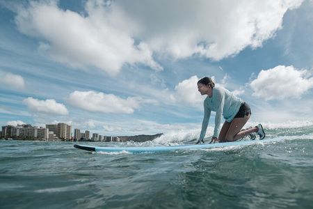 Group Surf Lesson in Honolulu