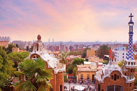 Park Guell Gaudi's Wonder Guided Tour Max 6 People Group