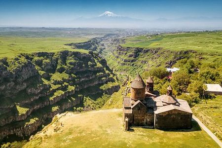 Saghmosavank Canyon, Armenian Alphabet & Voskevaz Winery Tour
